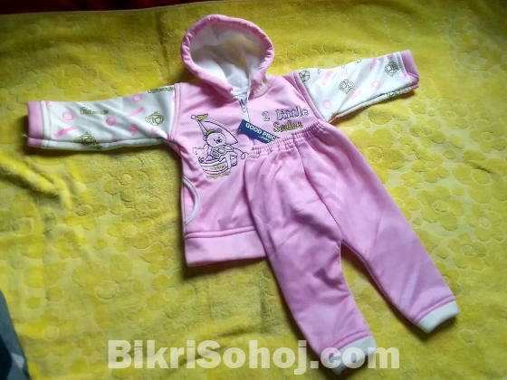 বাচ্চাদের শীতের সেট ২৫০ পিস (পাইকারি দাম থেকেও ৩০% ছাড়ে)